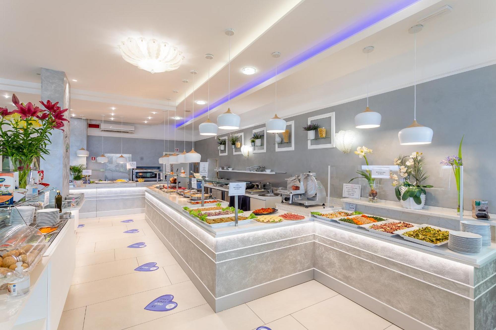 Hotel Nettuno Bellaria-Igea Marina Exterior photo